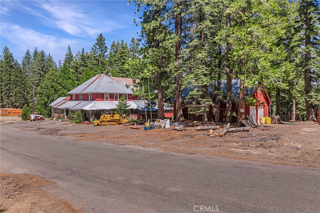 18727 Skyway Property Photo 14