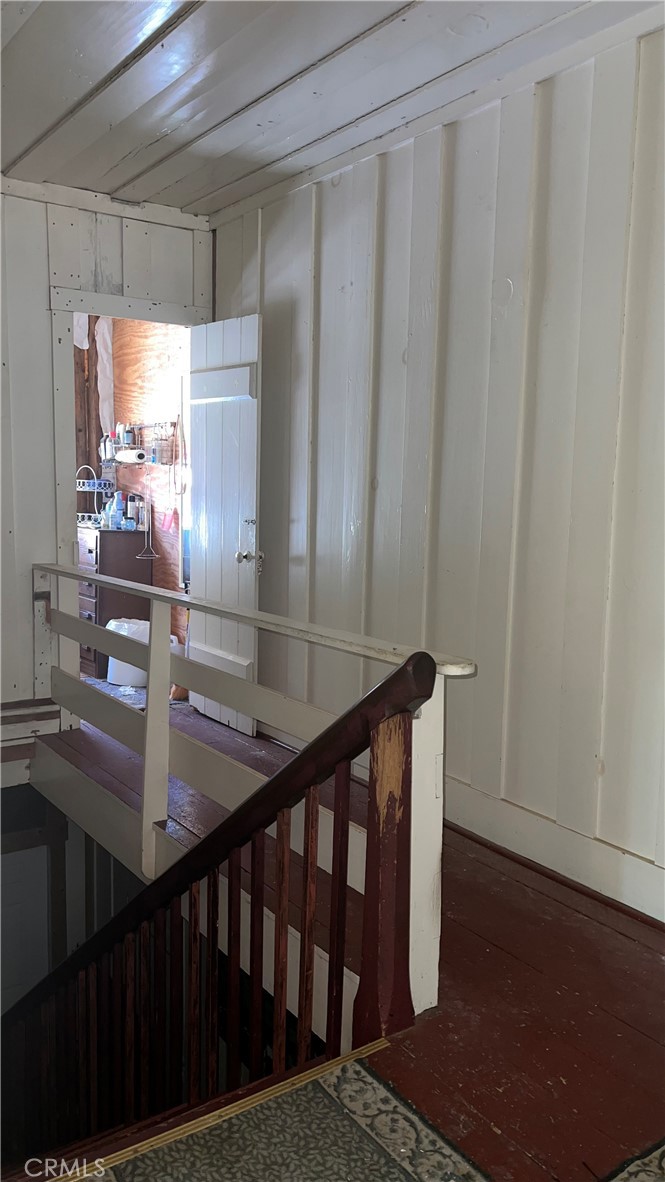 18727 Skyway Property Photo 31