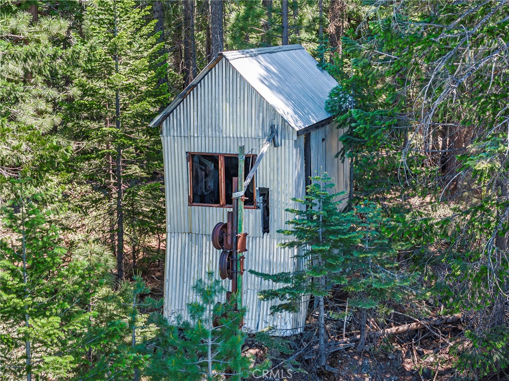 18727 Skyway Property Photo 40