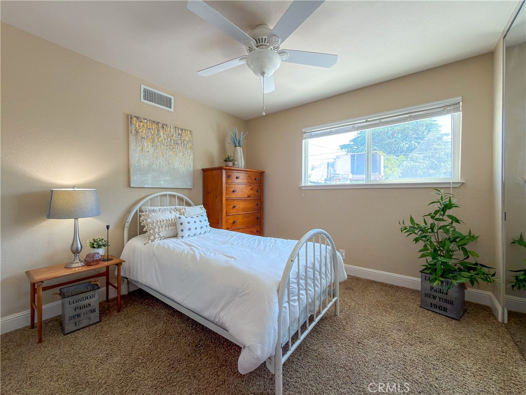 1103 Downing Property Photo 11