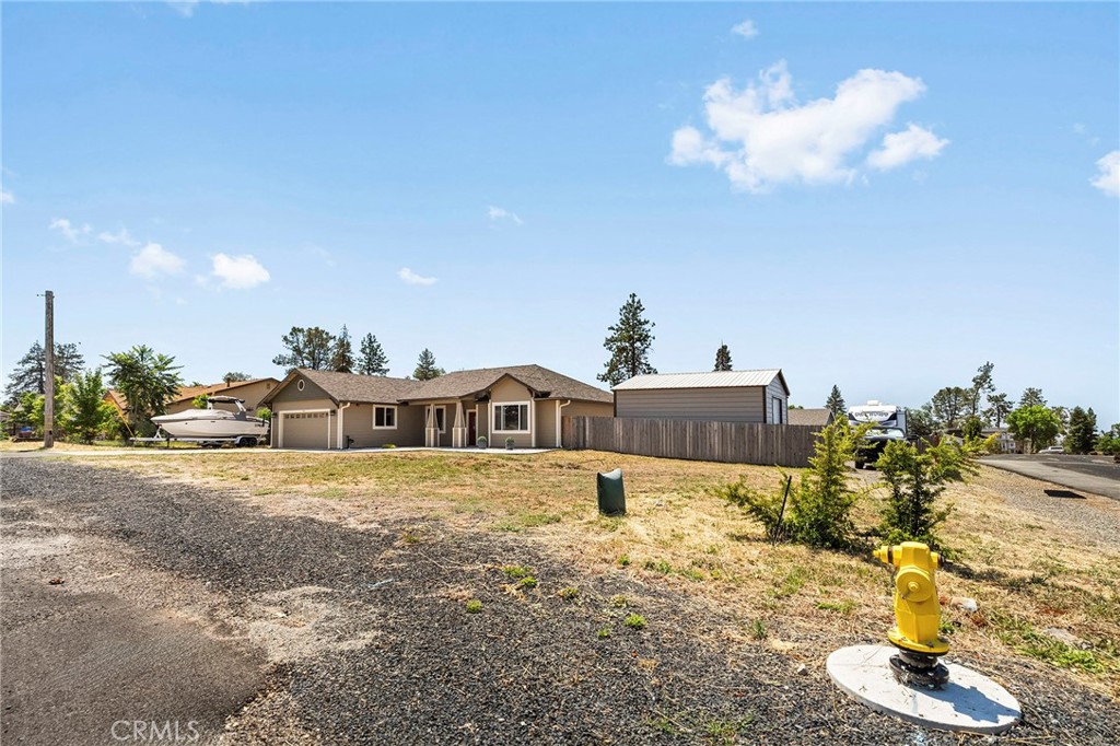 250 Pacific Dr Property Photo 5