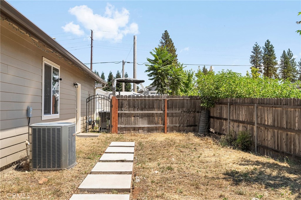 250 Pacific Dr Property Photo 31