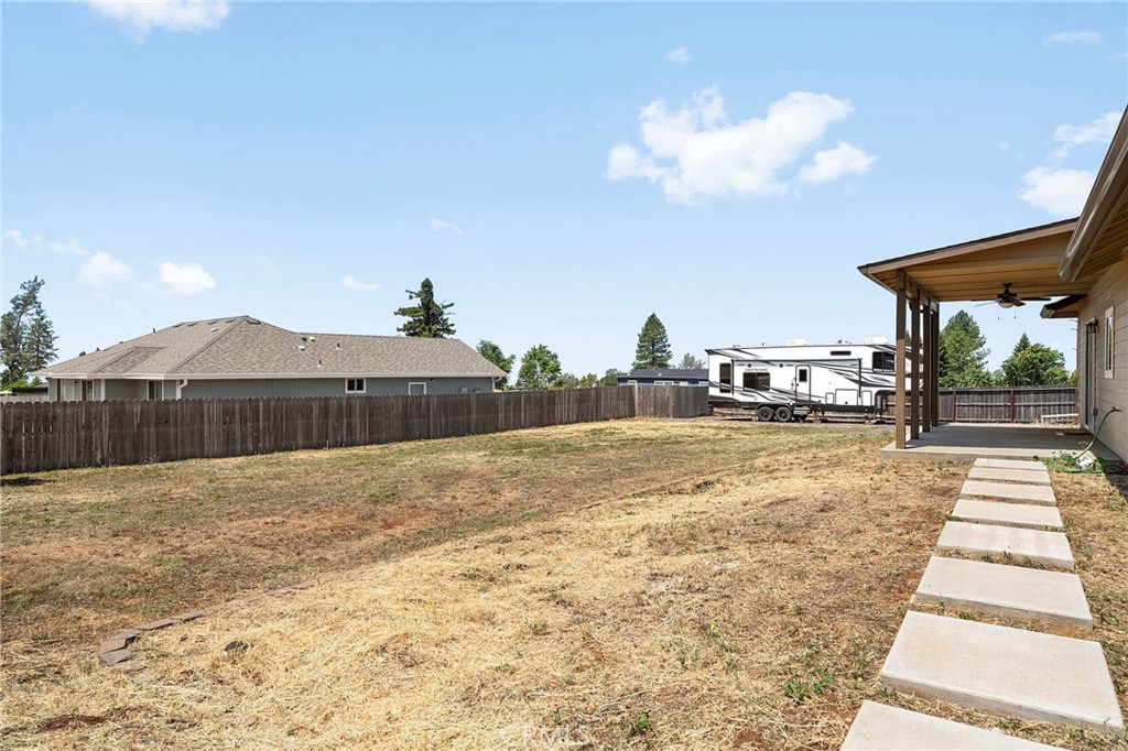 250 Pacific Dr Property Photo 32