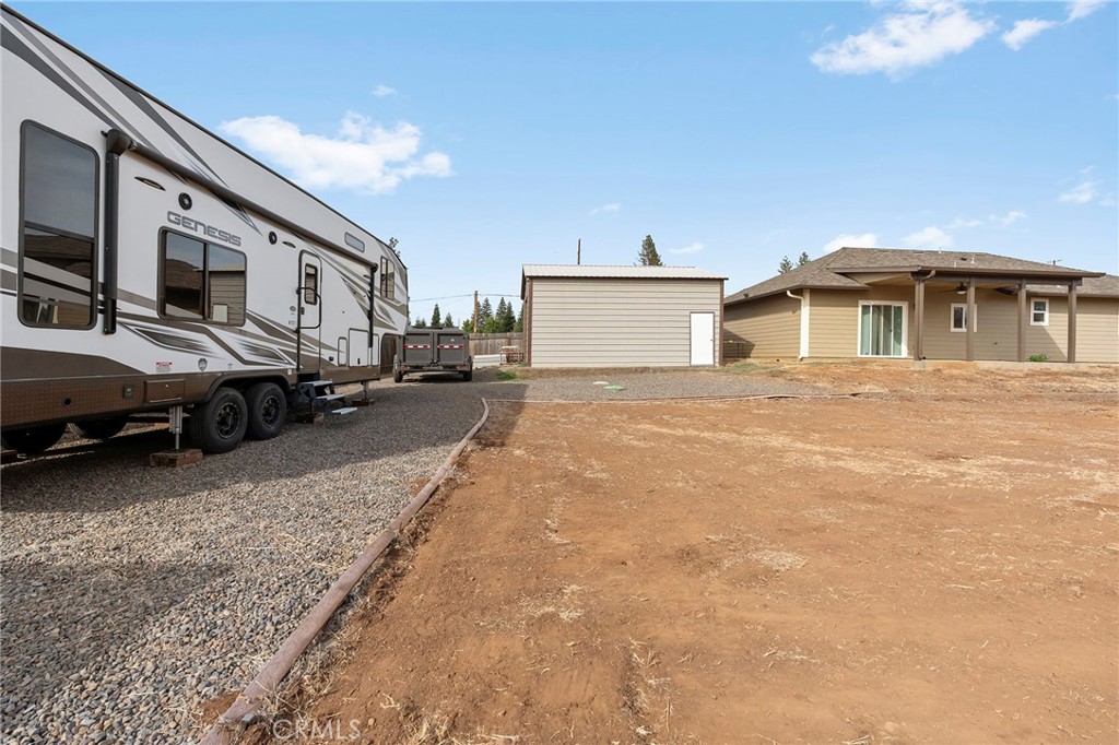 250 Pacific Dr Property Photo 39