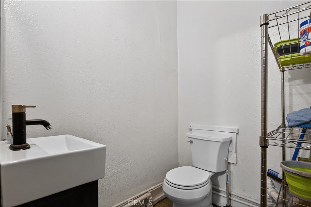 118 S Broadway Property Photo 14
