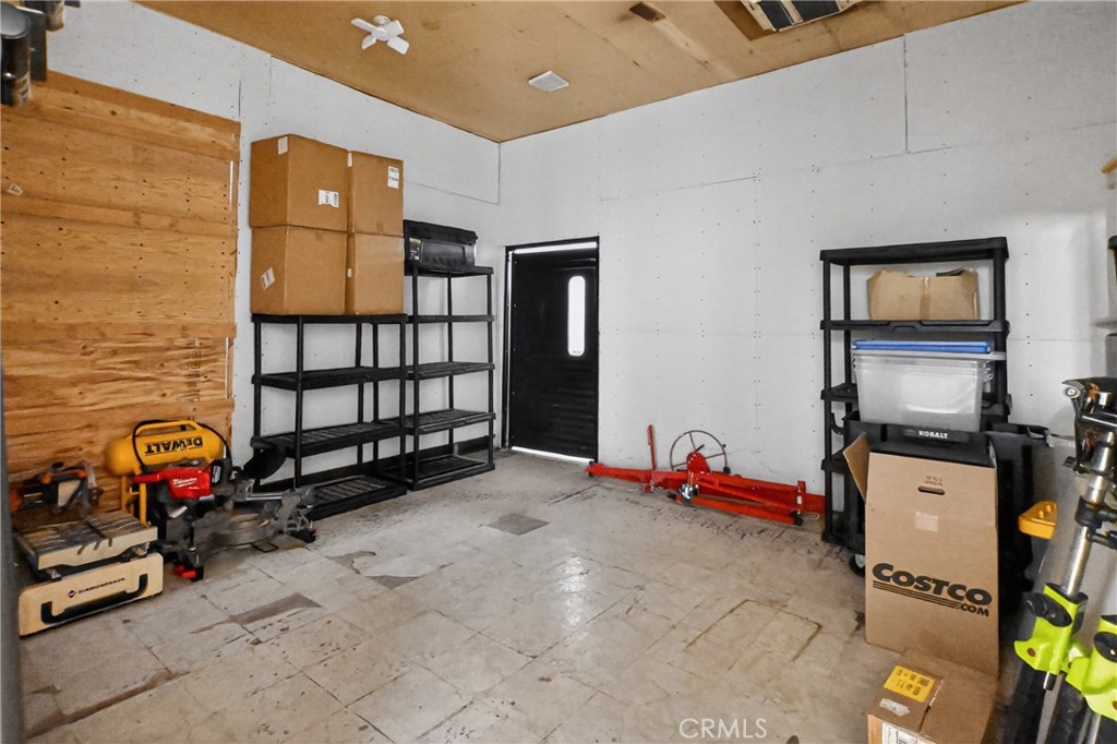 118 S Broadway Property Photo 15