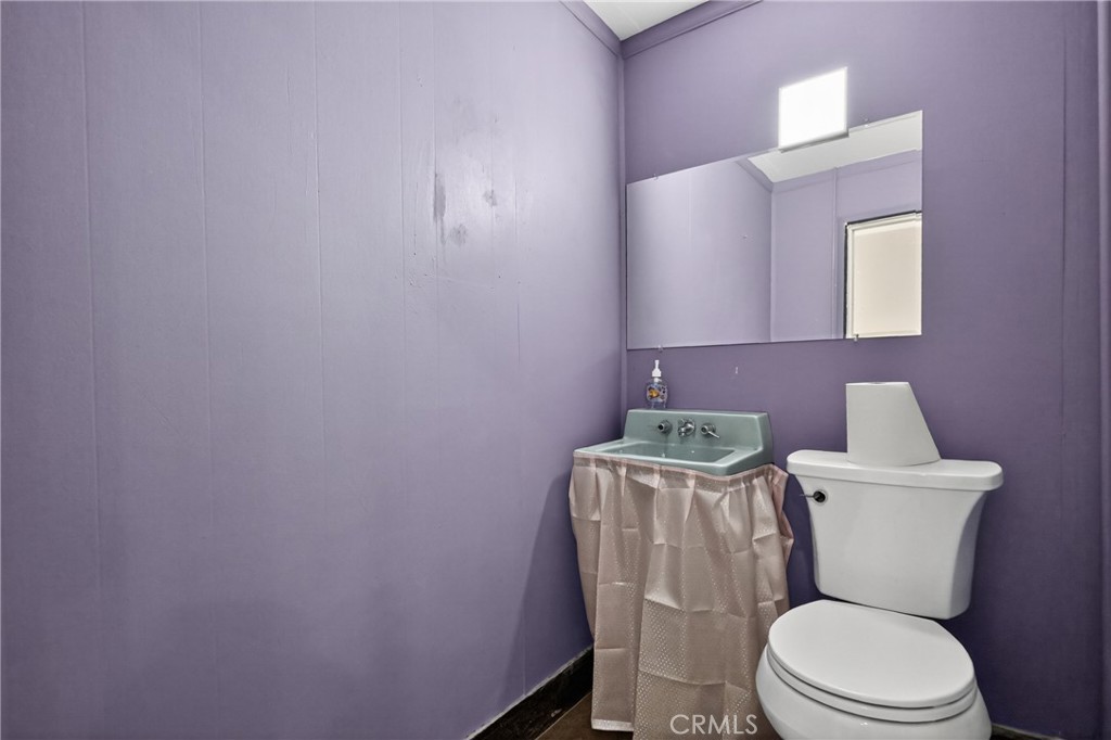118 S Broadway Property Photo 16