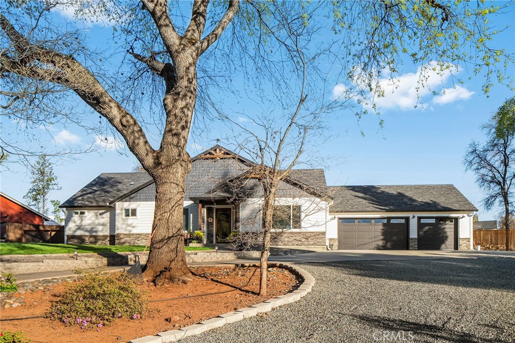 471 Sunburst Property Photo