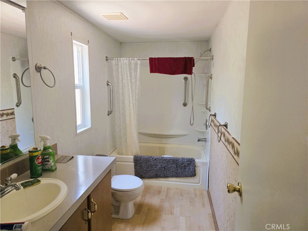 185 Cedar Parkway Property Photo 9