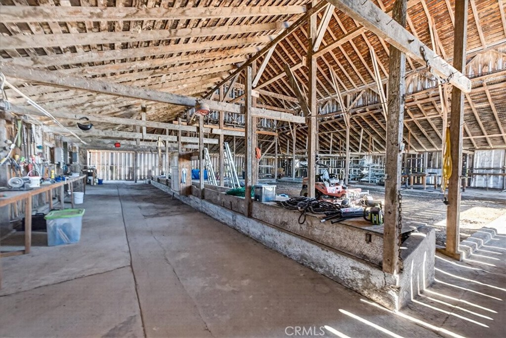 1762 County Road R Property Photo 43