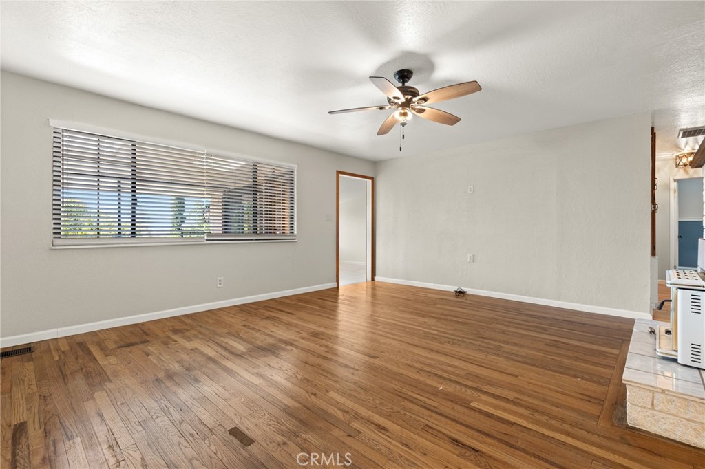 105 Pinedale Avenue Property Photo 7
