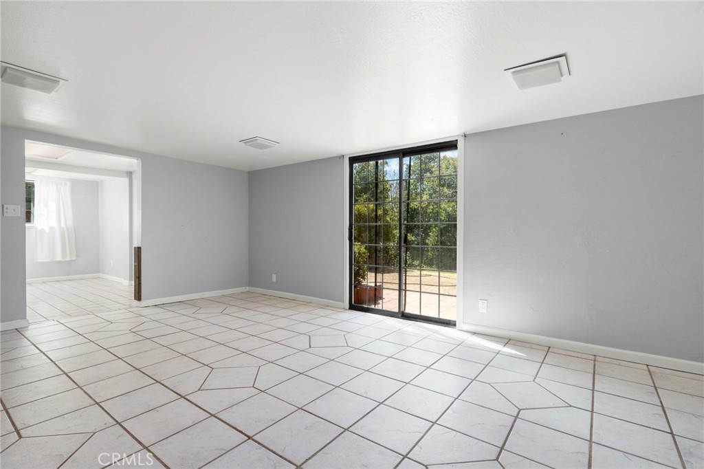 105 Pinedale Avenue Property Photo 24