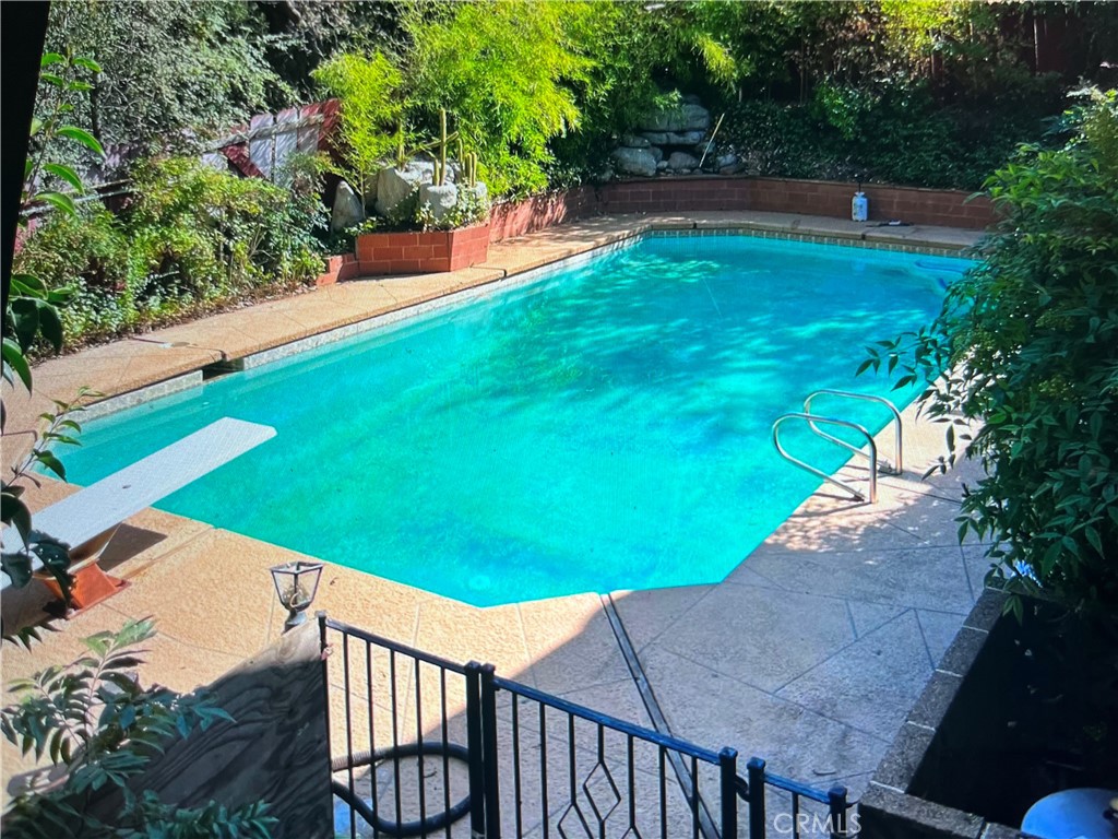 105 Pinedale Avenue Property Photo 33