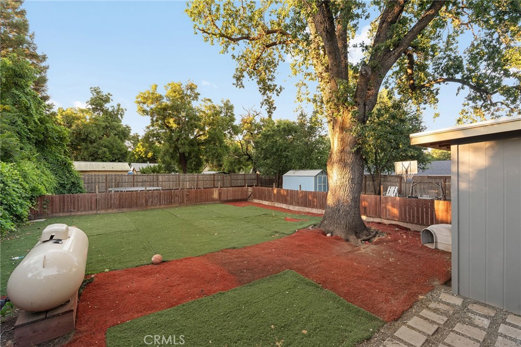 962 Colorado Street Property Photo 46