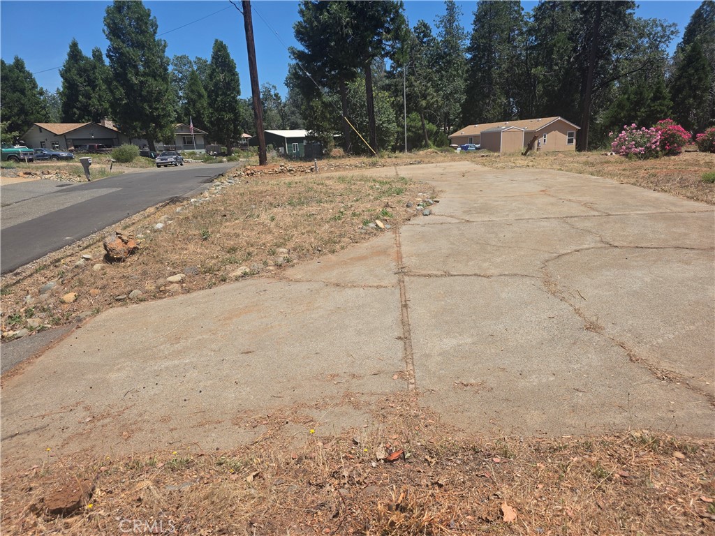 6208 Salk Court Property Photo 12