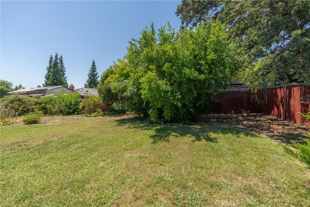 1670 Alma Property Photo 33