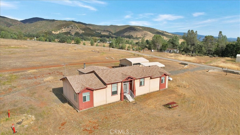 2420 Lakeview Loop Property Photo 1