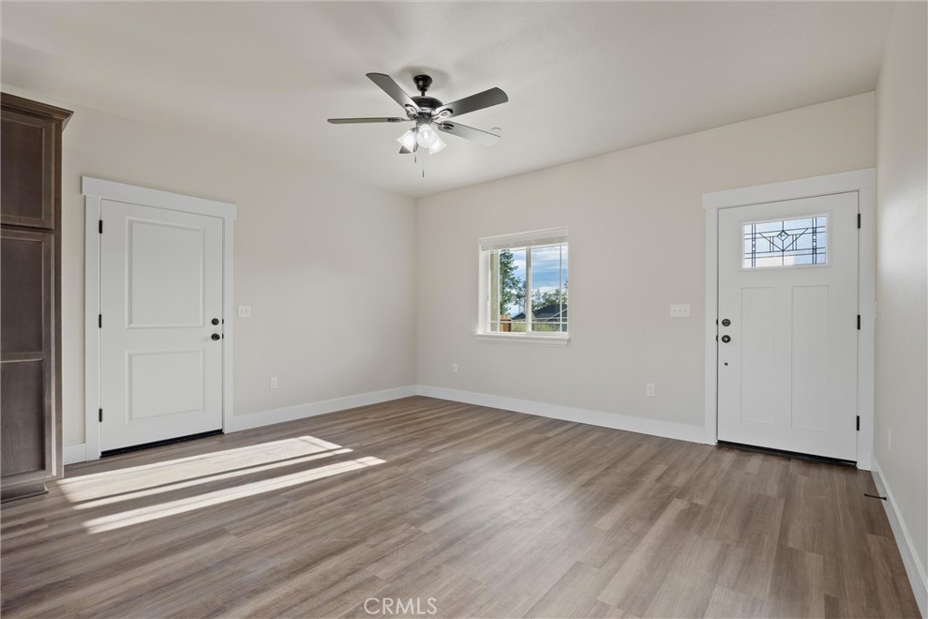 6170 Fern Lane Property Photo 6