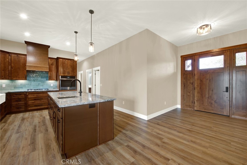 1690 Bend Lane Property Photo 32