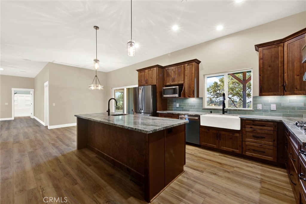 1690 Bend Lane Property Photo 36