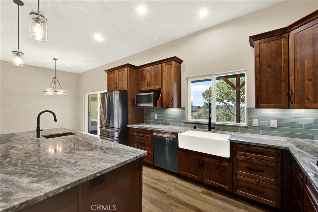 1690 Bend Lane Property Photo 37