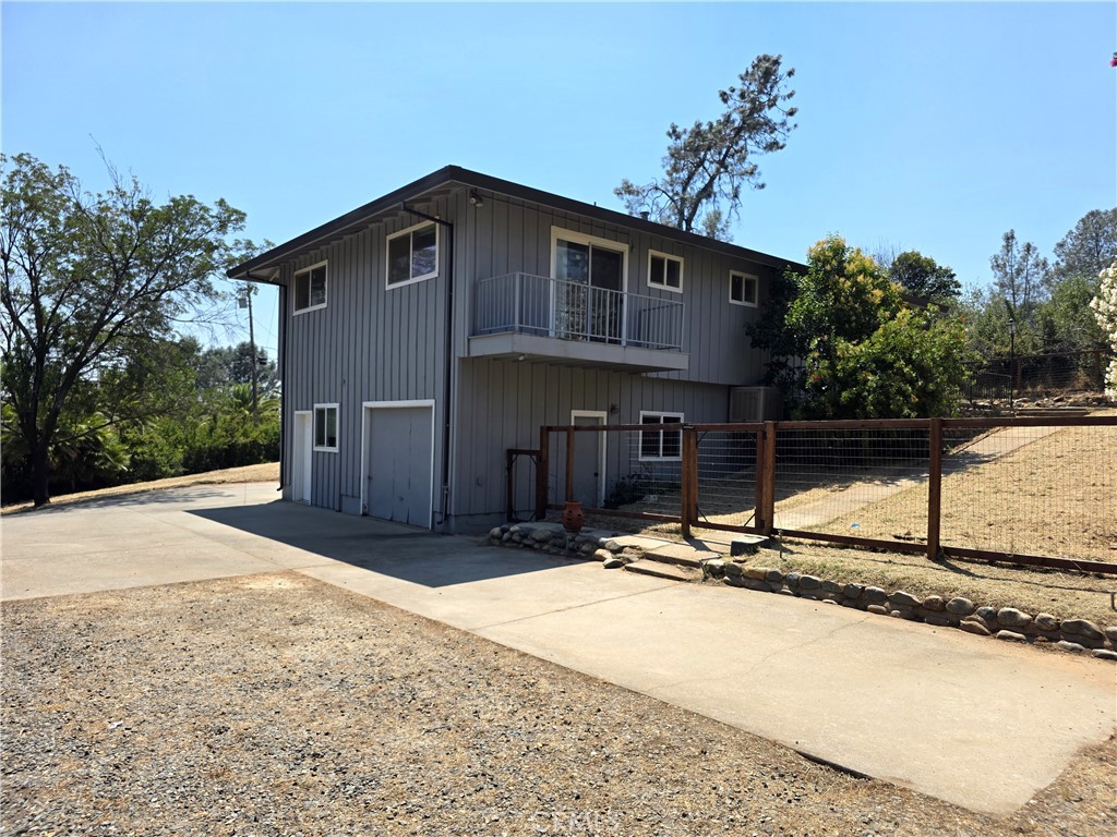 245 La Mirada Property Photo 2