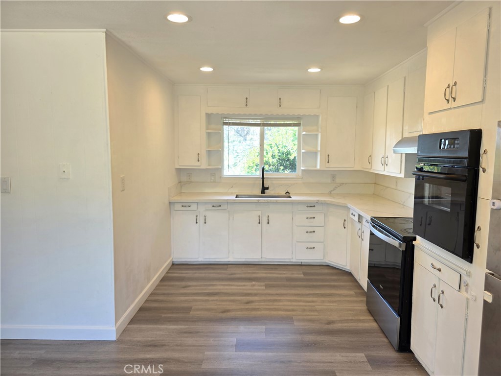 245 La Mirada Property Photo 5