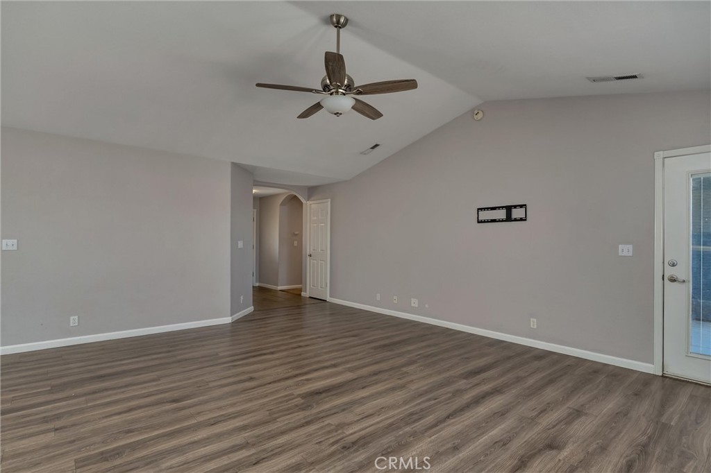 365 Yarrow Drive Property Photo 5
