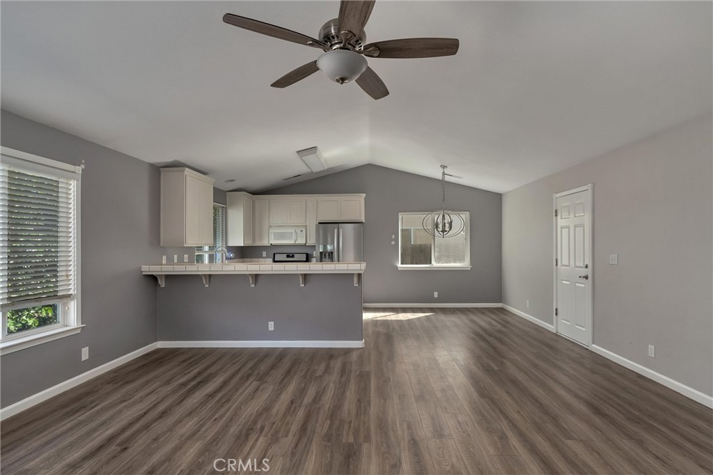 365 Yarrow Drive Property Photo 7