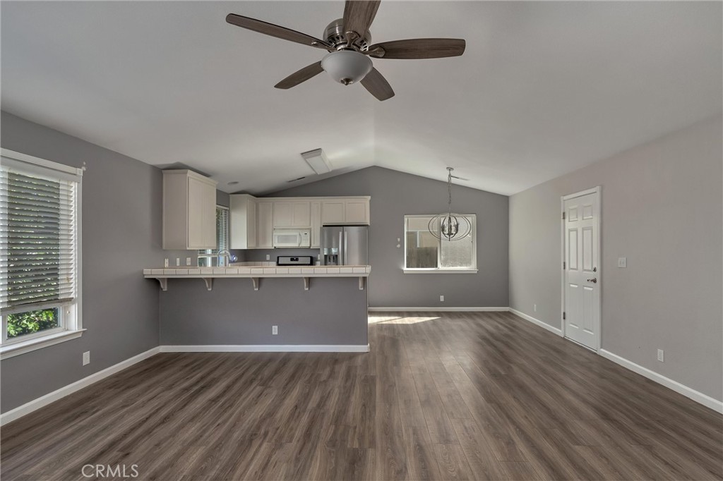 365 Yarrow Drive Property Photo 7