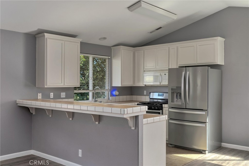 365 Yarrow Drive Property Photo 9