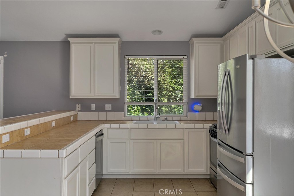 365 Yarrow Drive Property Photo 10