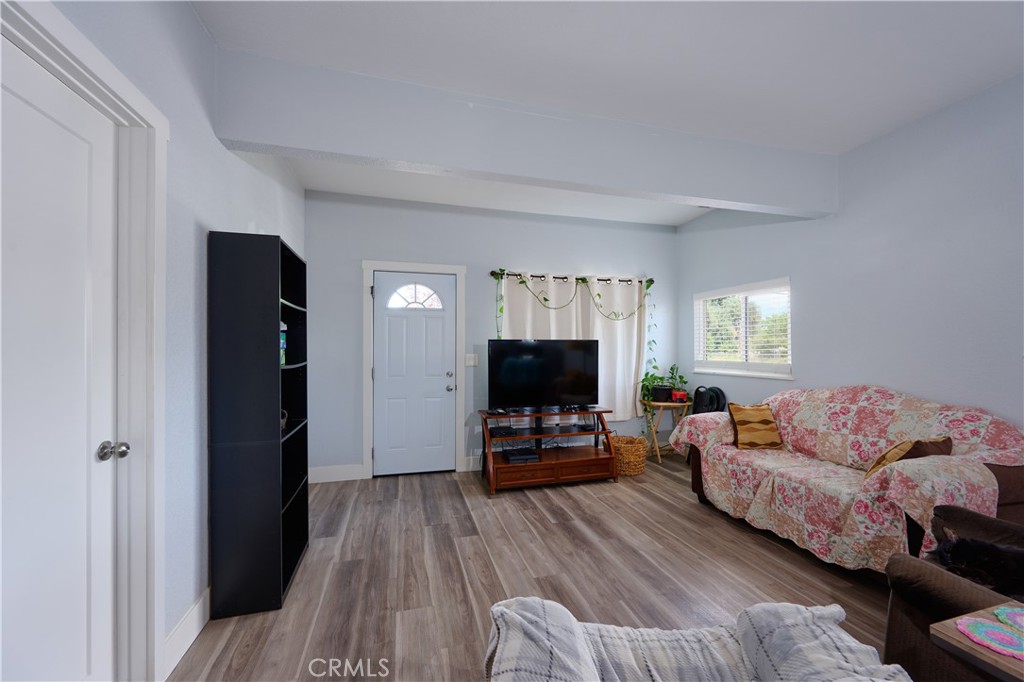 2434 Archer Property Photo 7