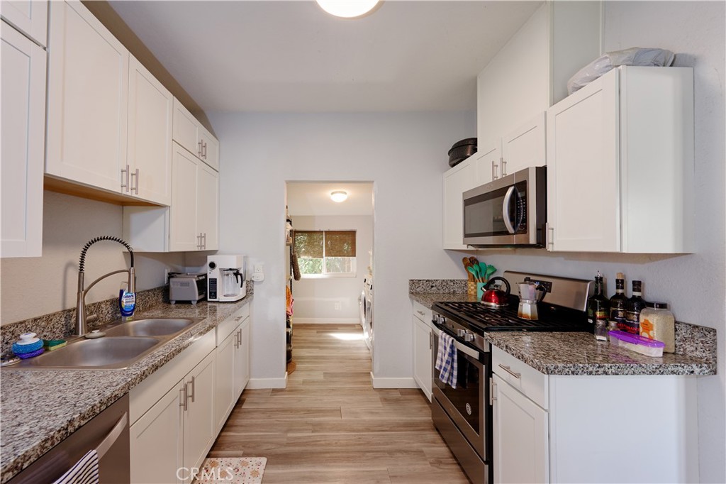 2434 Archer Property Photo 16