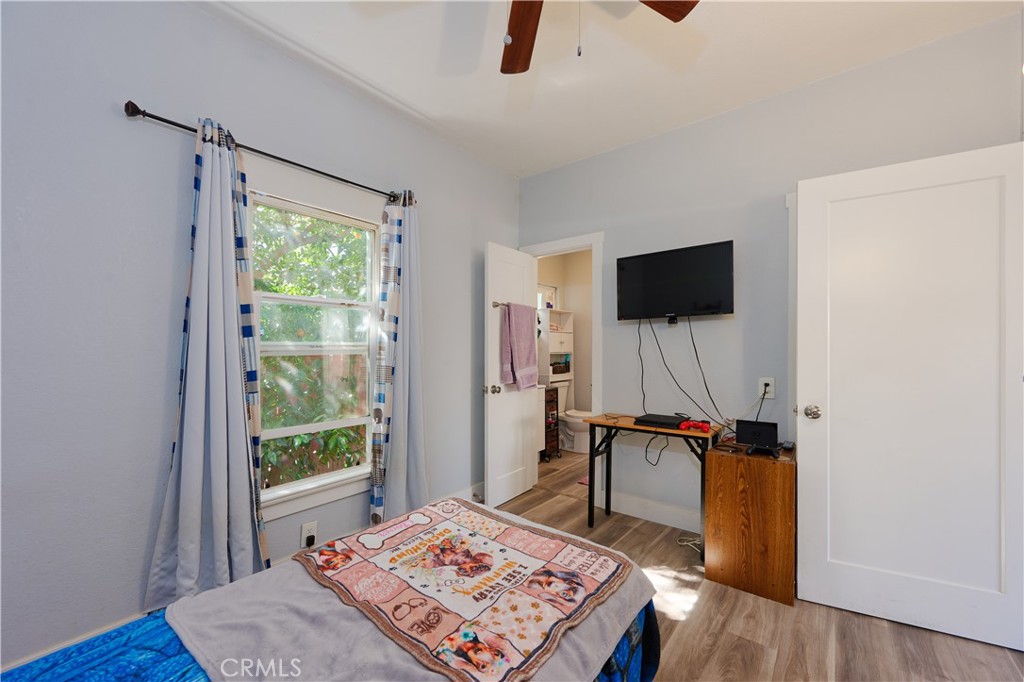 2434 Archer Property Photo 22