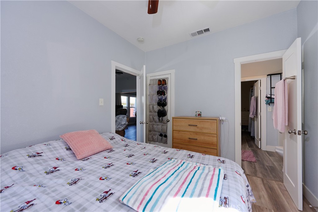 2434 Archer Property Photo 23
