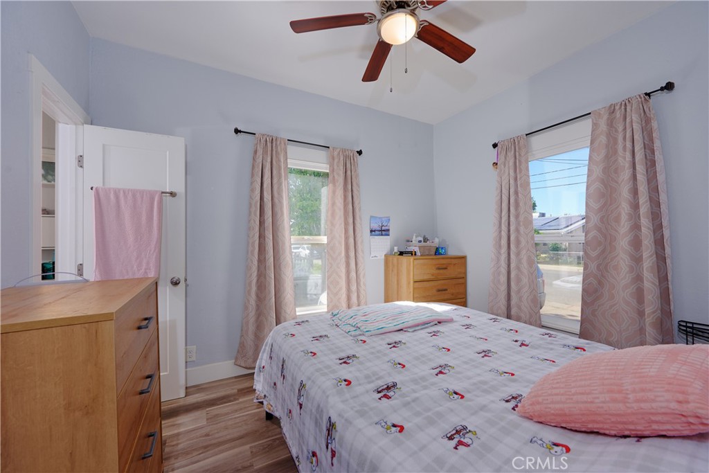 2434 Archer Property Photo 24