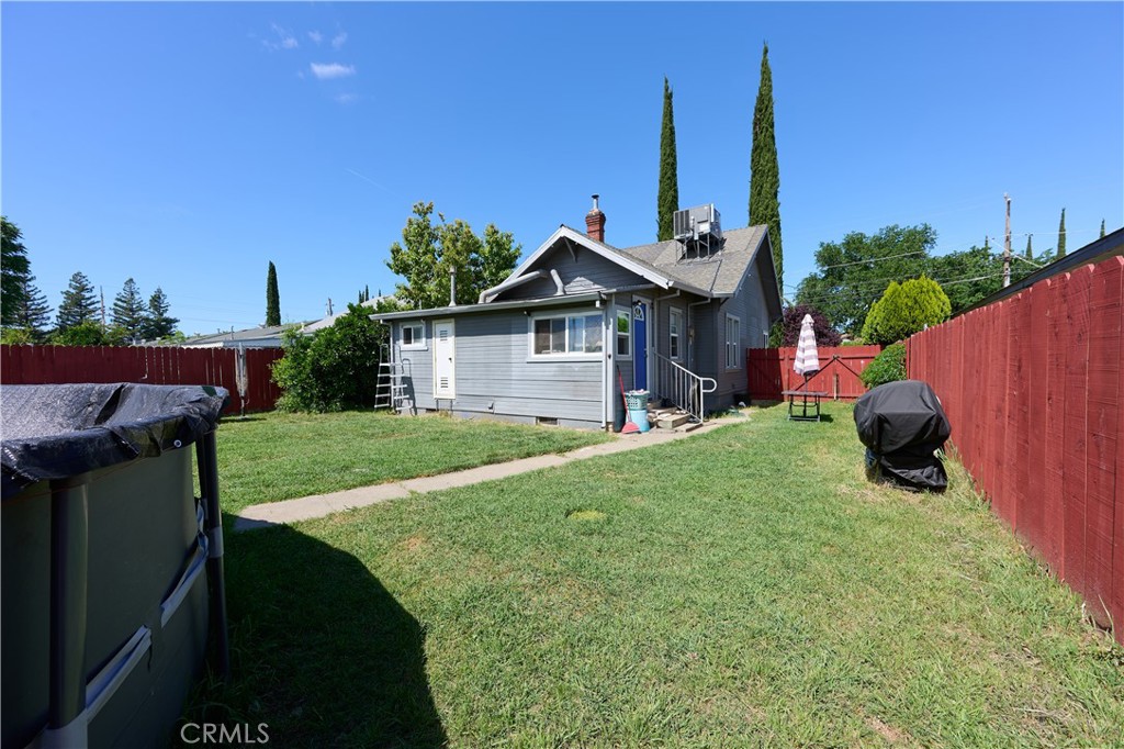 2434 Archer Property Photo 32