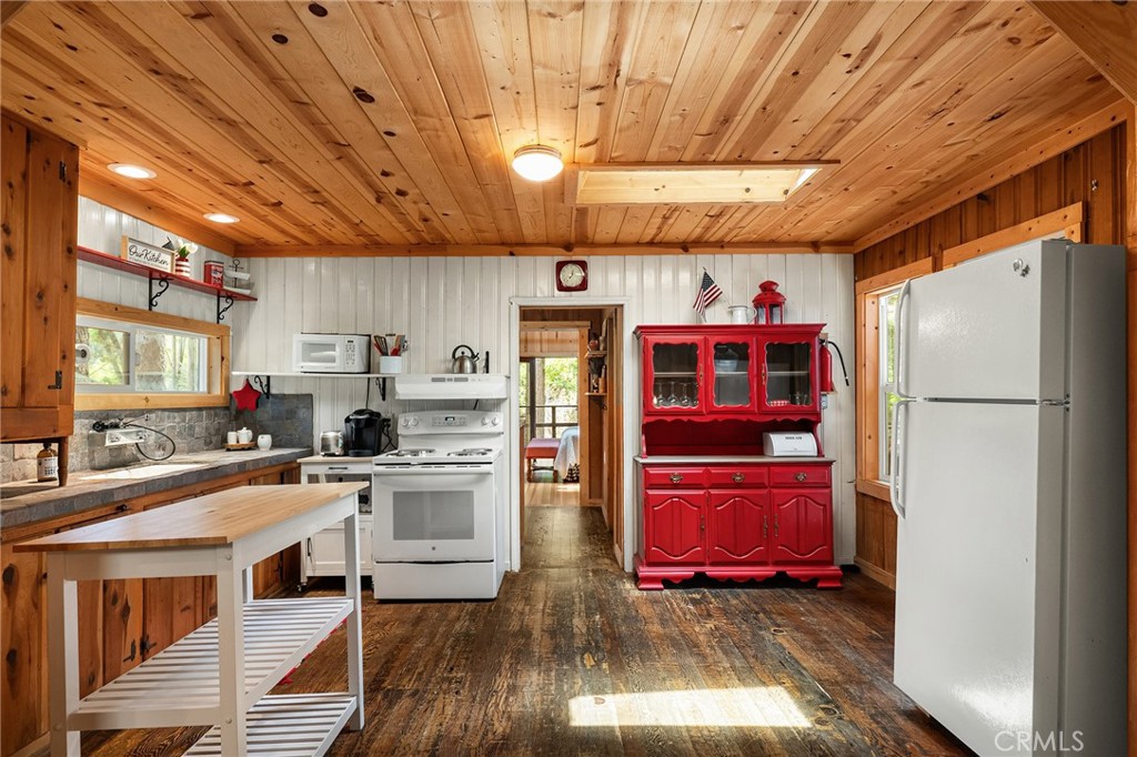 15 Toyon Trail Property Photo 3