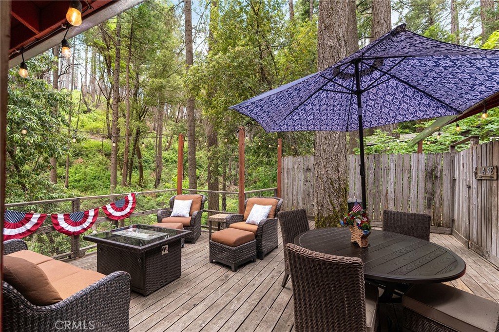 15 Toyon Trail Property Photo 44