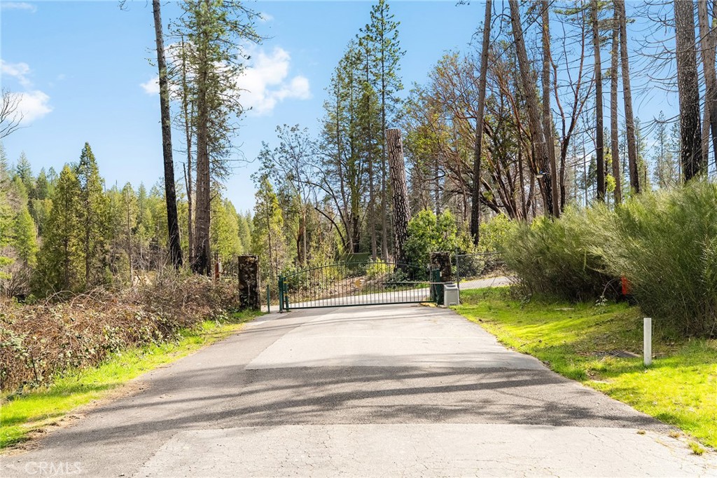15 Toyon Trail Property Photo 48