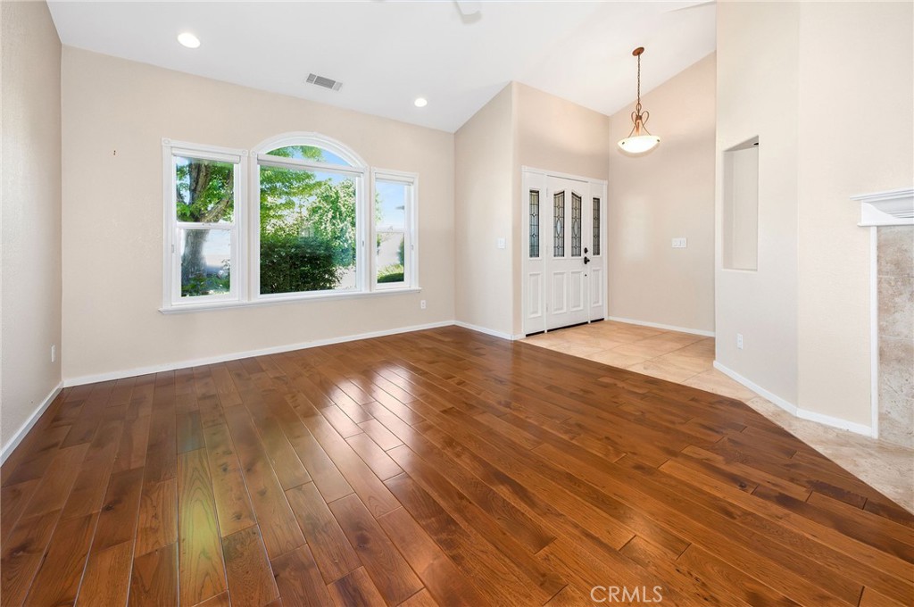 1740 Vinson Drive Property Photo 4