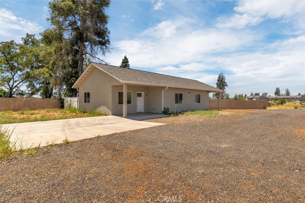 5522 Clark Property Photo 1