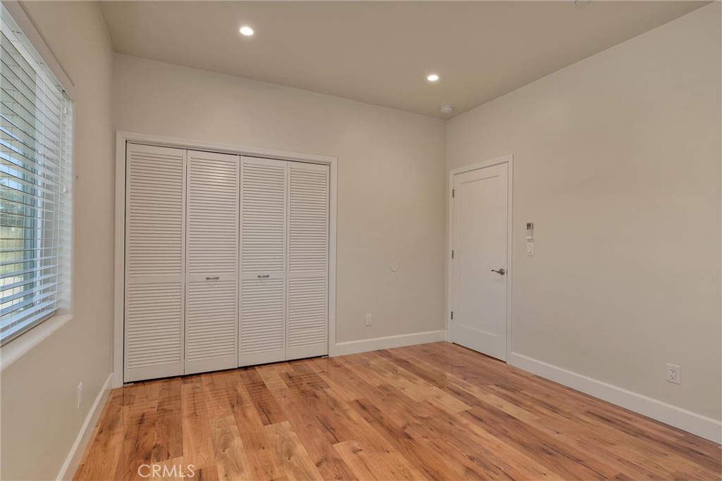 5522 Clark Property Photo 12