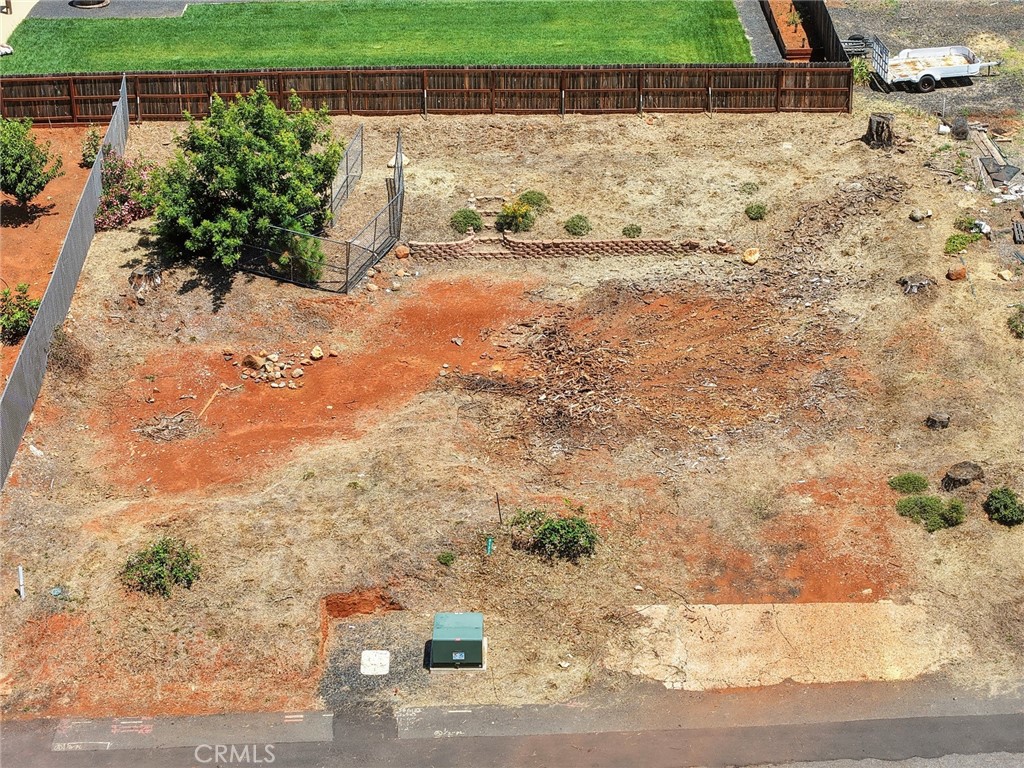 6122 Lois Property Photo 16