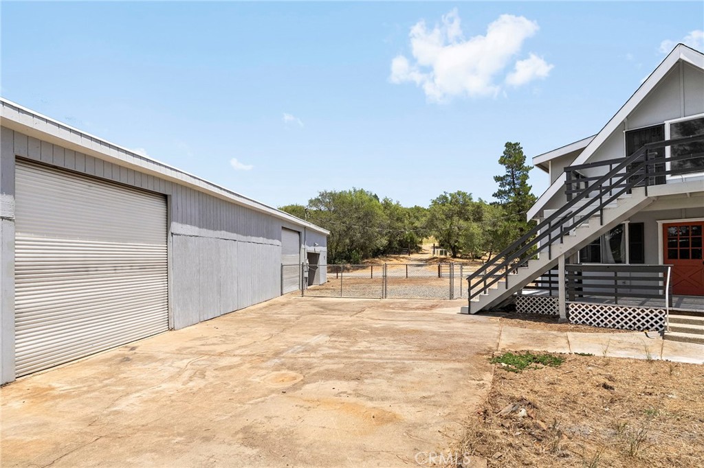 140 Sharp Road Property Photo 8
