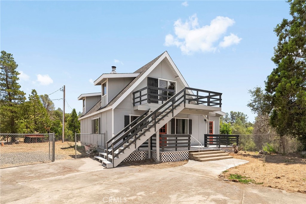 140 Sharp Road Property Photo 9