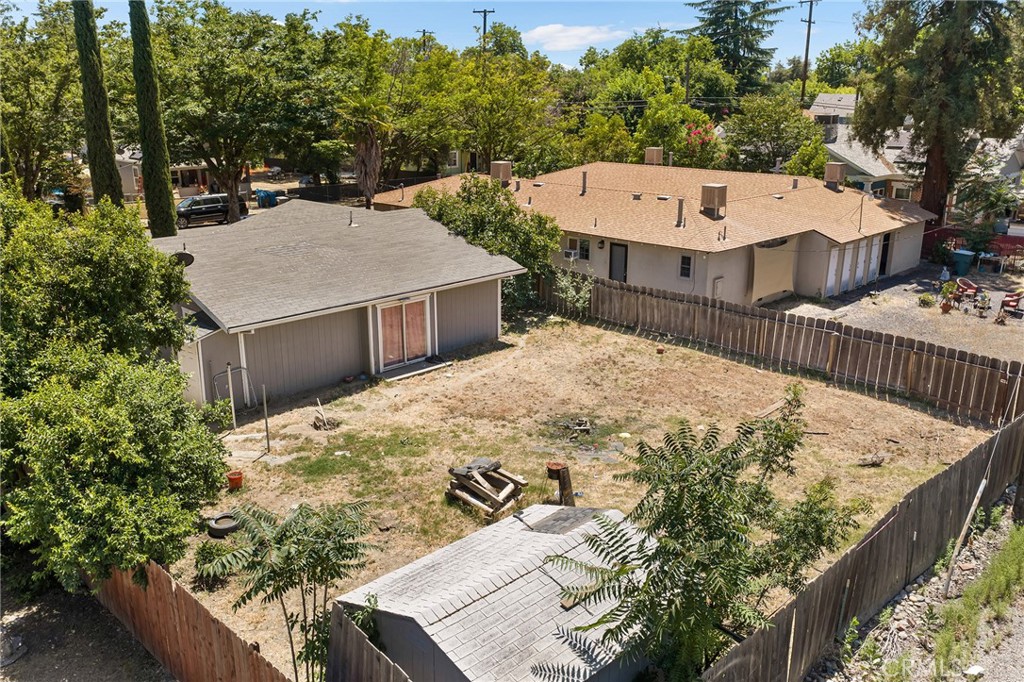 960 High Property Photo 34