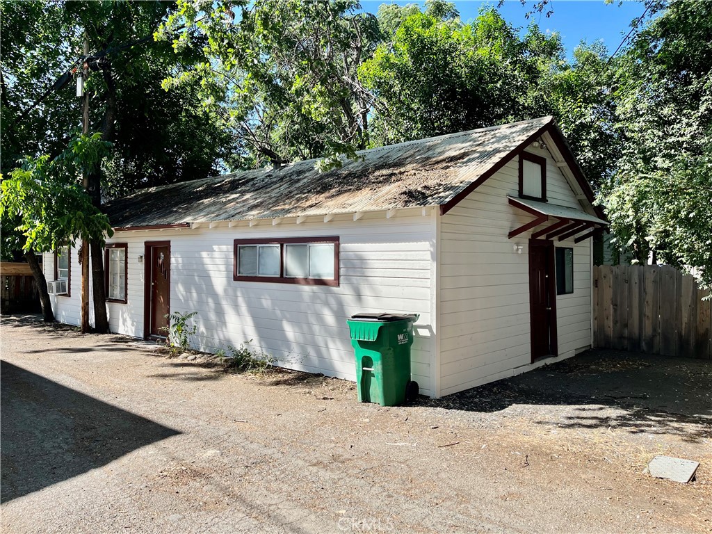 1326 Mulberry Property Photo 1