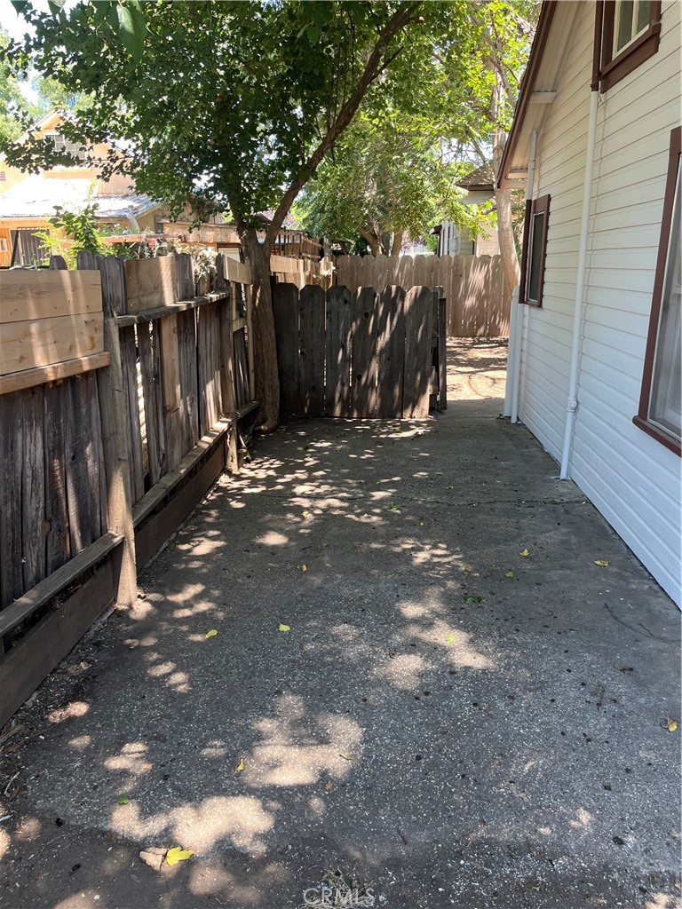 1326 Mulberry Property Photo 38